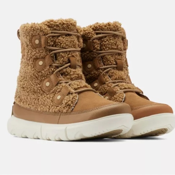 Sorel boots - Picture 1 of 10